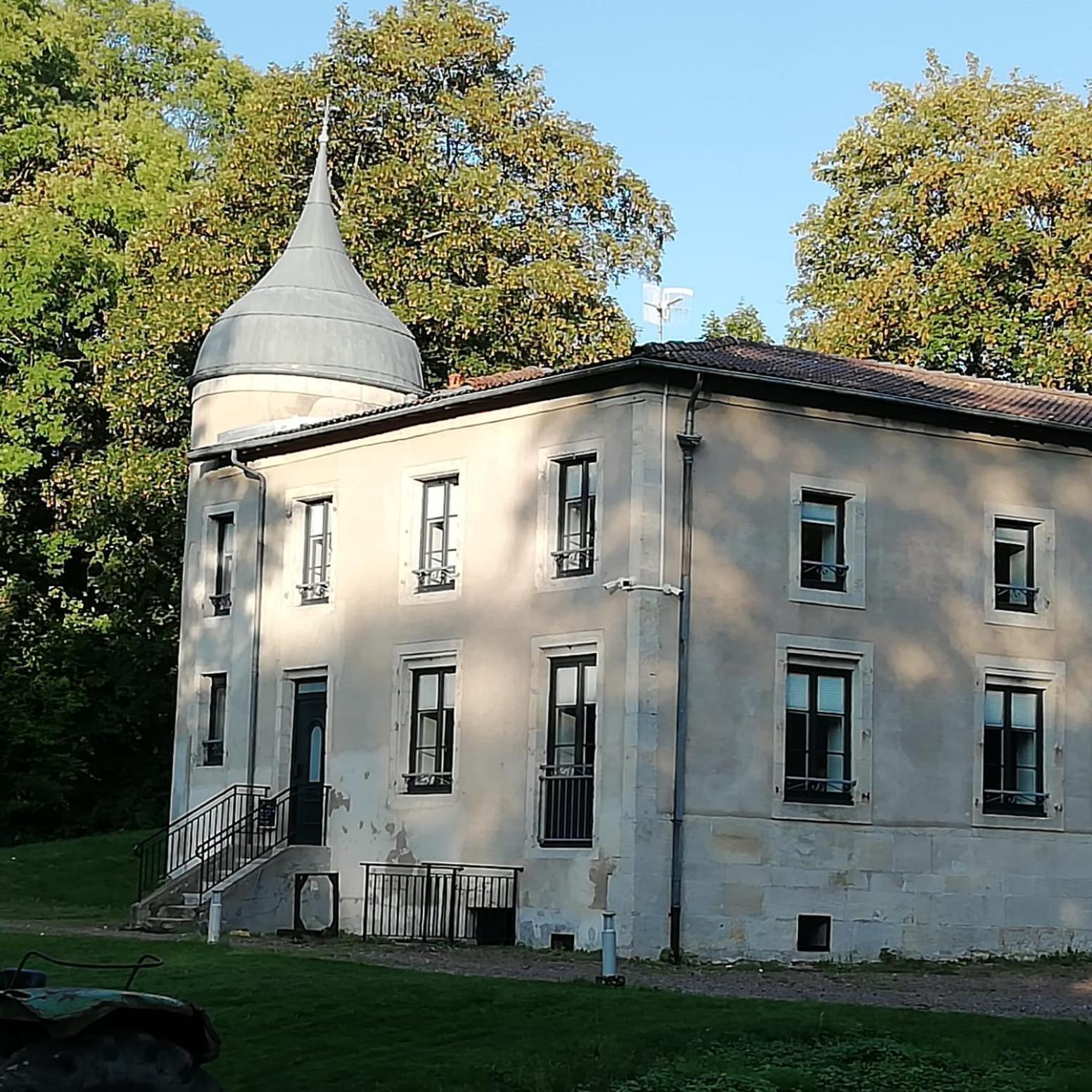Lodge Hotel De Sommedieue Verdun Dış mekan fotoğraf